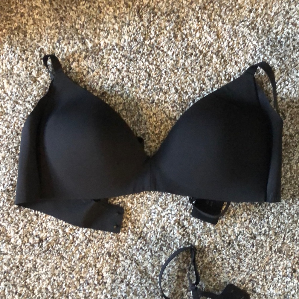 Lululemon bra size 38B NWOT